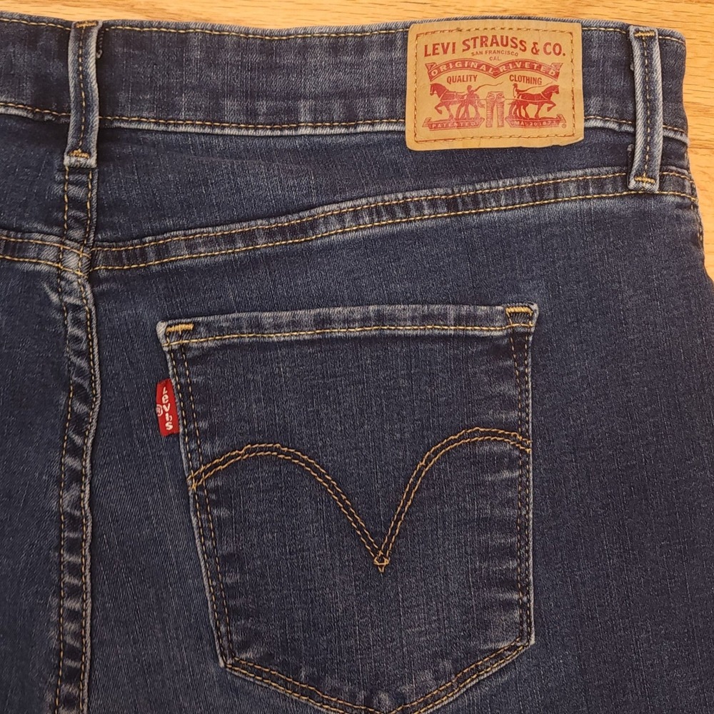 Levi Strauss Classic Mid Rise Skinny Jeans Dark Wash Size 16 - Picture 5 of 12